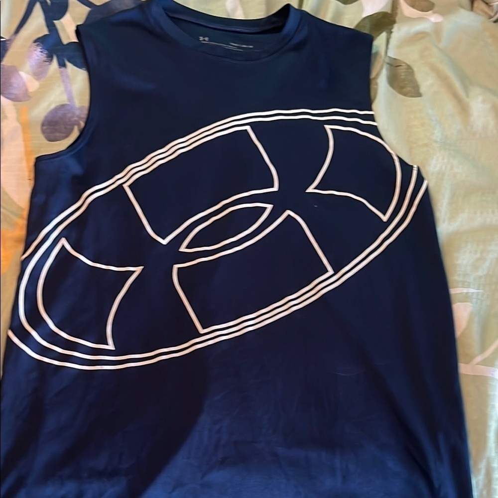 Under Armour loose fit tank
